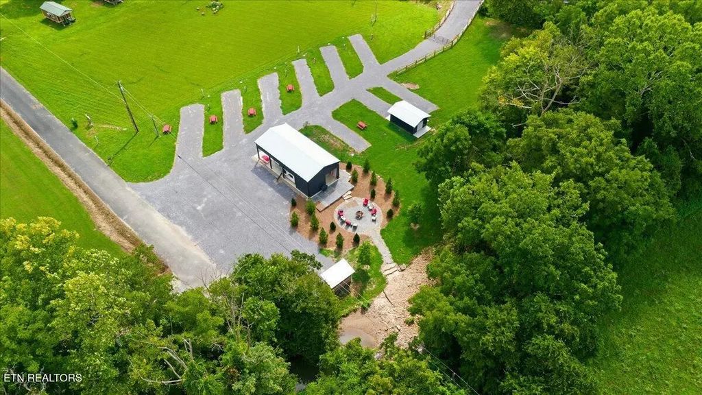 135 Frost Bottom Church Lane, Oliver Springs