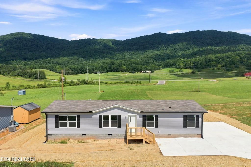 2888 Old Highway 63, Speedwell