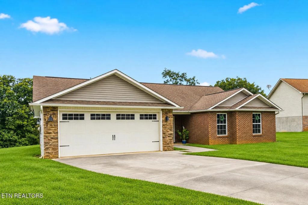 2847 English Valley Lane, Sevierville