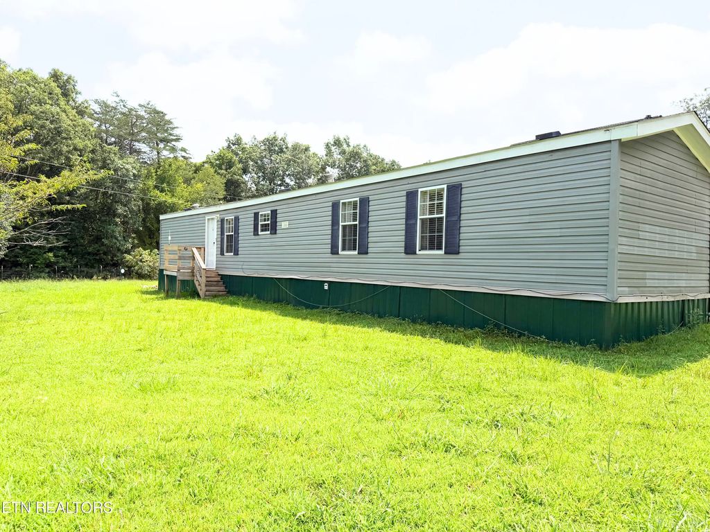 1043 Sitting Bull Point Point, Crossville