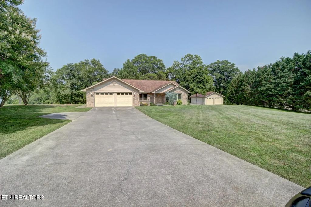 1023 Stokley Court, Dandridge