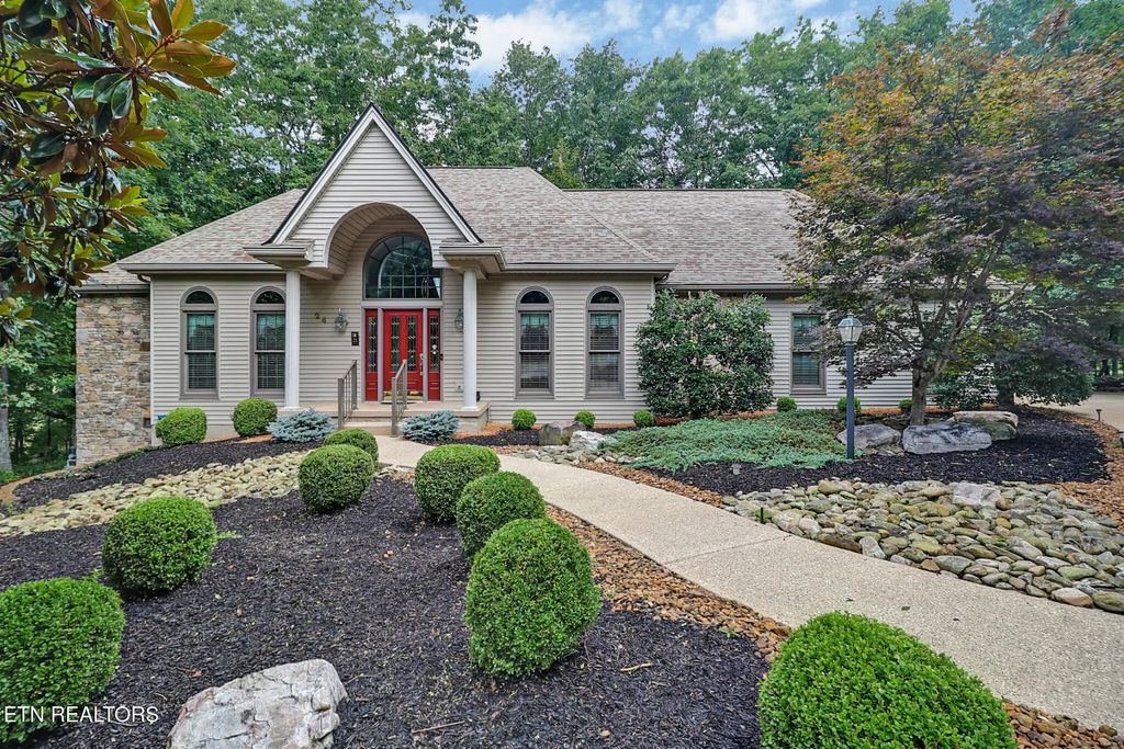 24 Rolling Green Court, Fairfield Glade