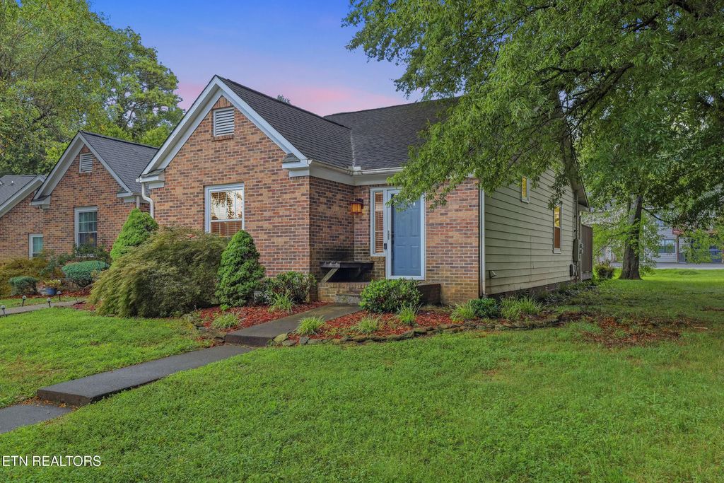 612 Idlewood Lane Apt. D, Knoxville
