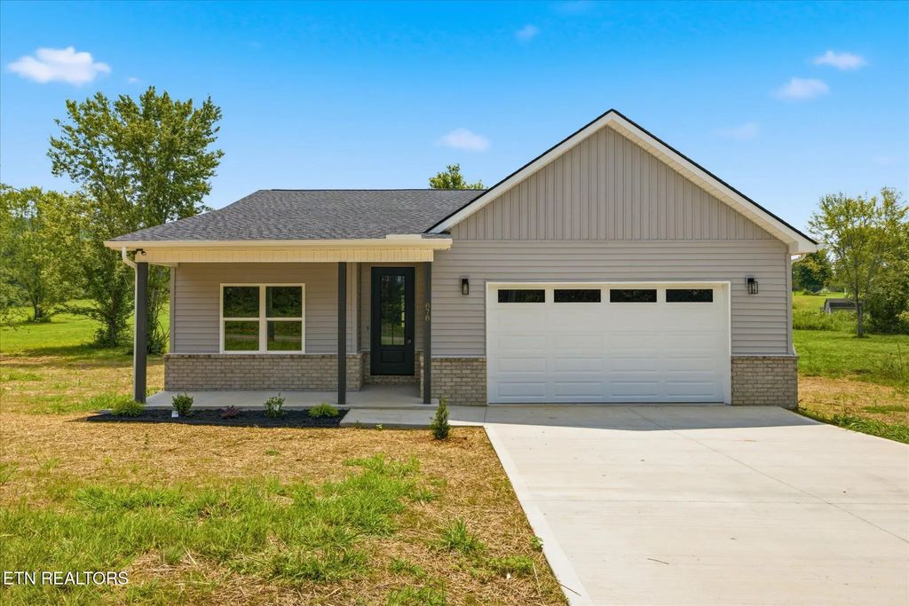 878 Old Highway 68, Sweetwater