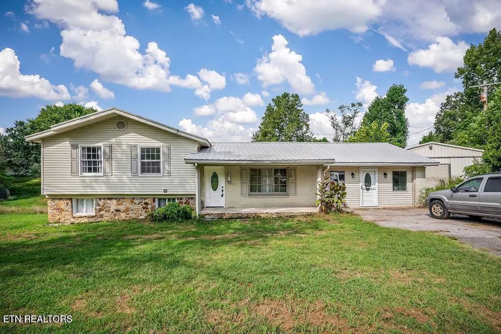 87 Camp Overton Rd, Rock Island