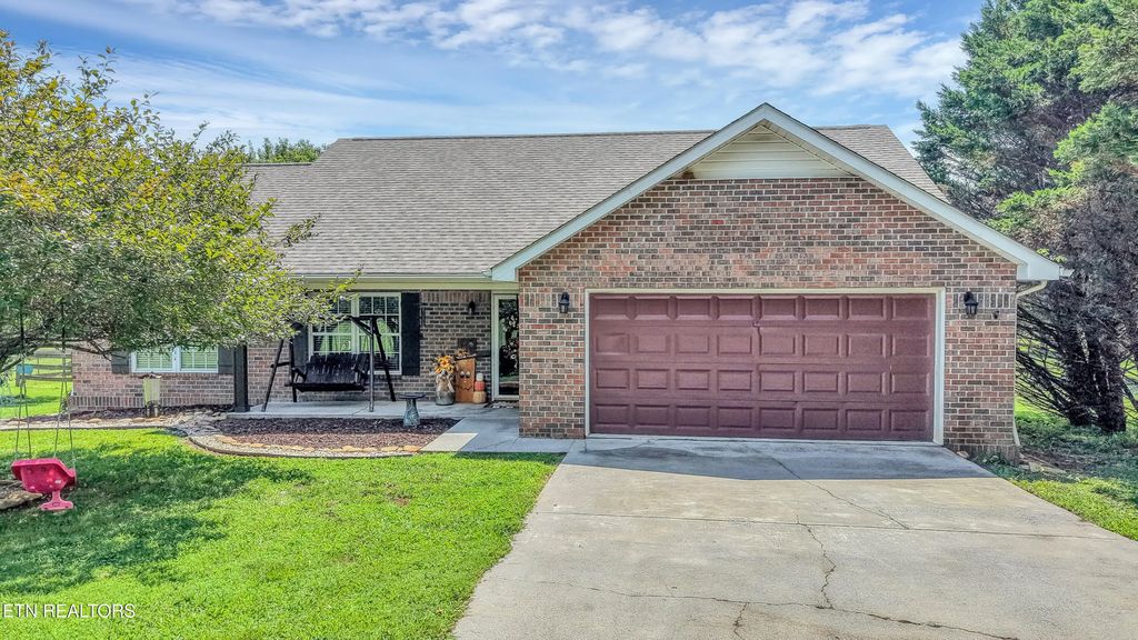 6630 Howard School Rd, Maryville