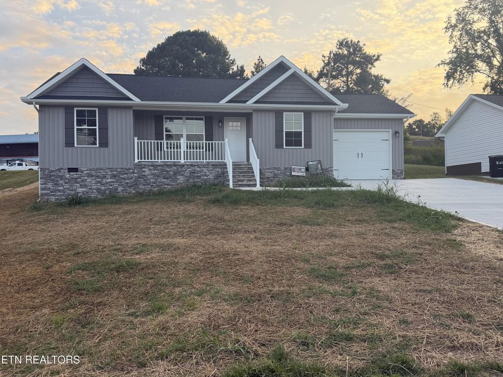 162 Dogwood Rd, Tazewell