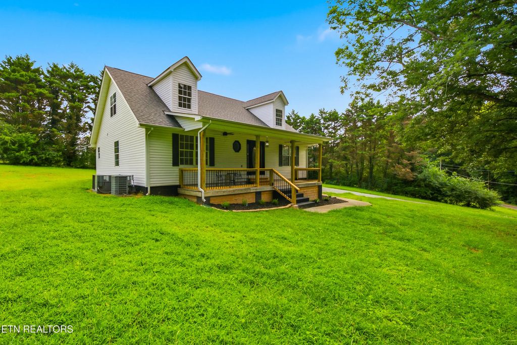 106 County Road 333, Niota