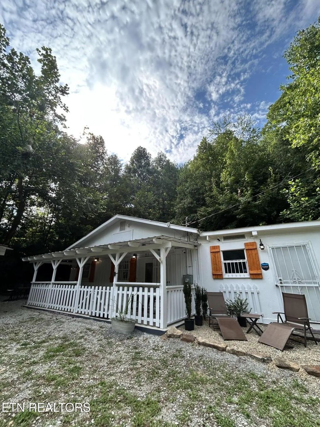 222 Stinking Creek Rd, LaFollette