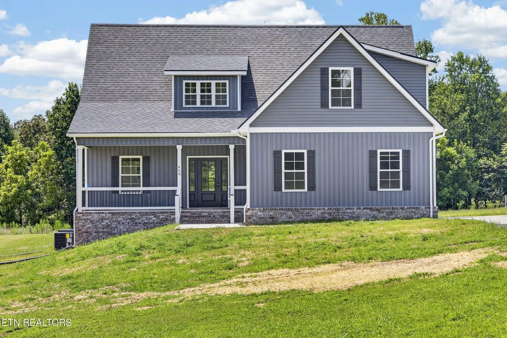 668 Jefferson Rd, Smithville