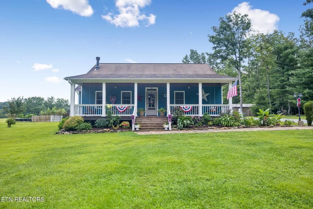 1551 Peters Ford Rd, Jamestown