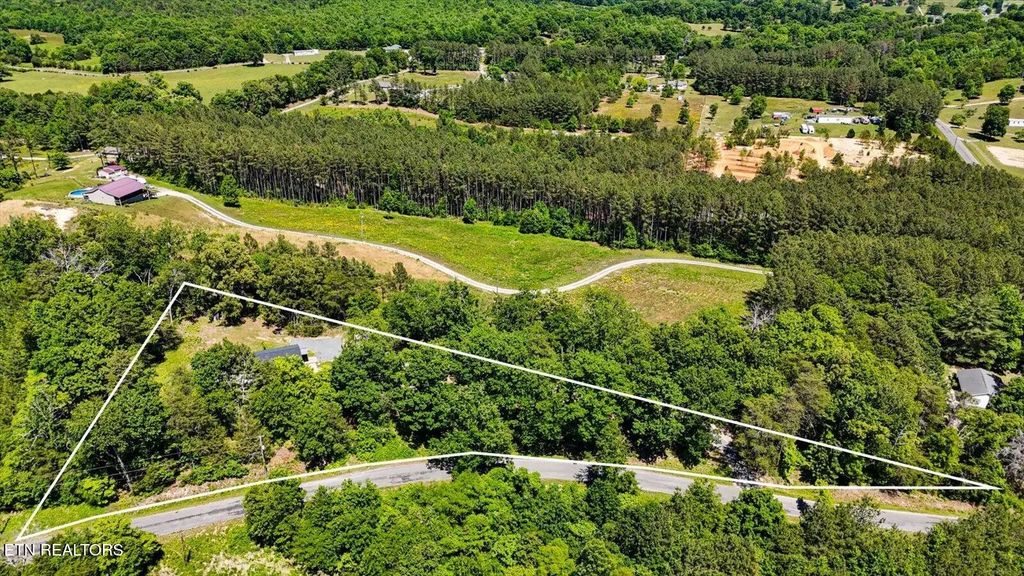 522 County Road 271, Niota
