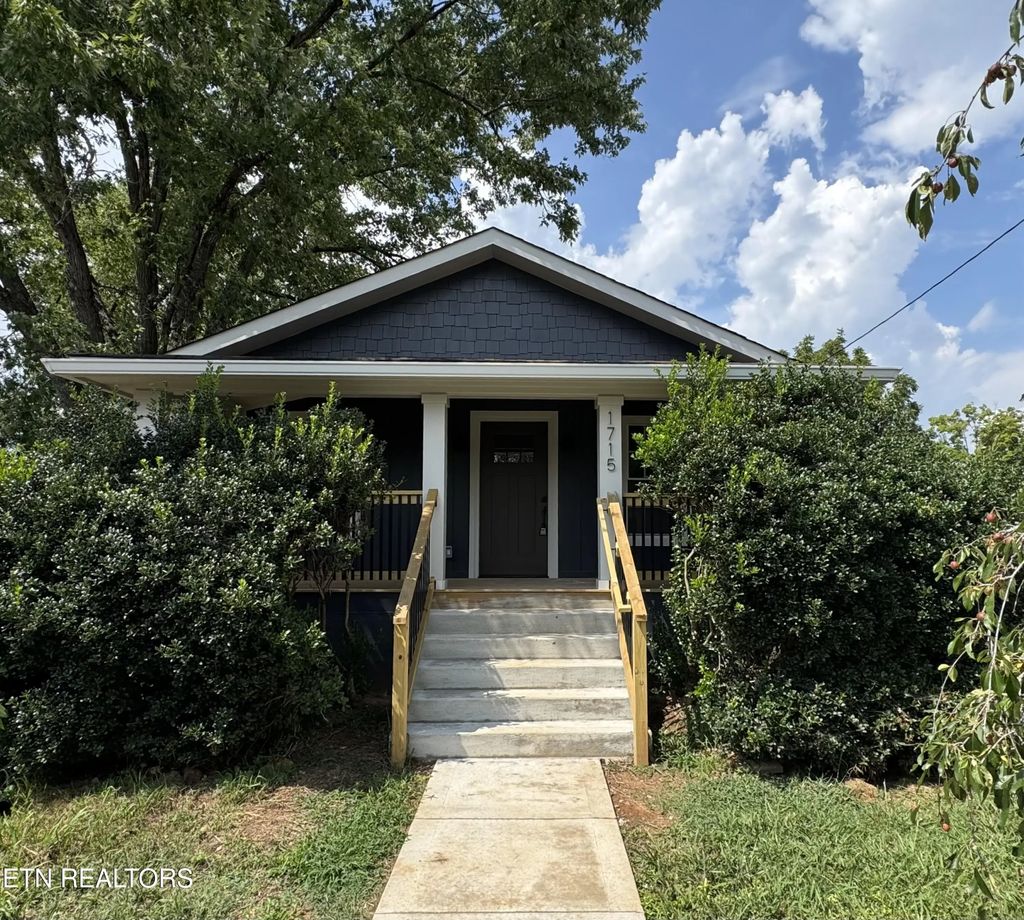 1715 Minnis Ave, Knoxville