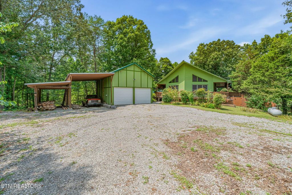 414 Shaddon Rd, Tellico Plains