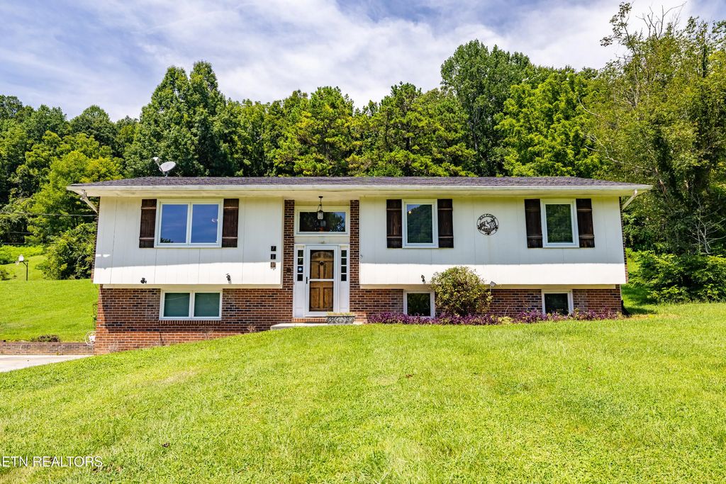 710 Beard Valley Rd, Maynardville