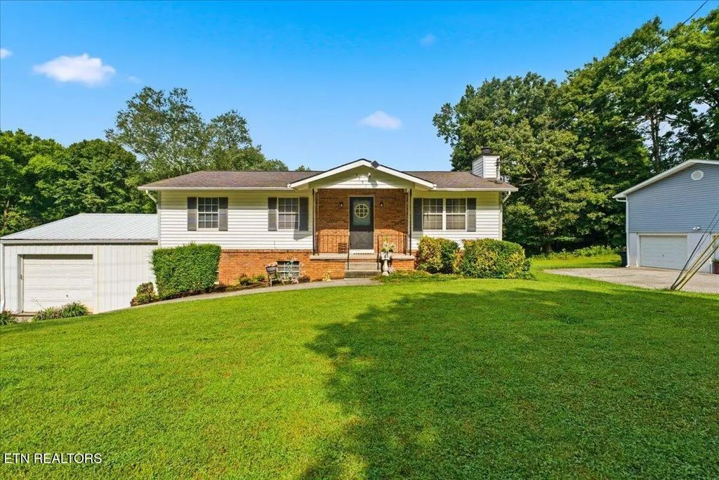 5731 Wooded Acres Drive, Knoxville