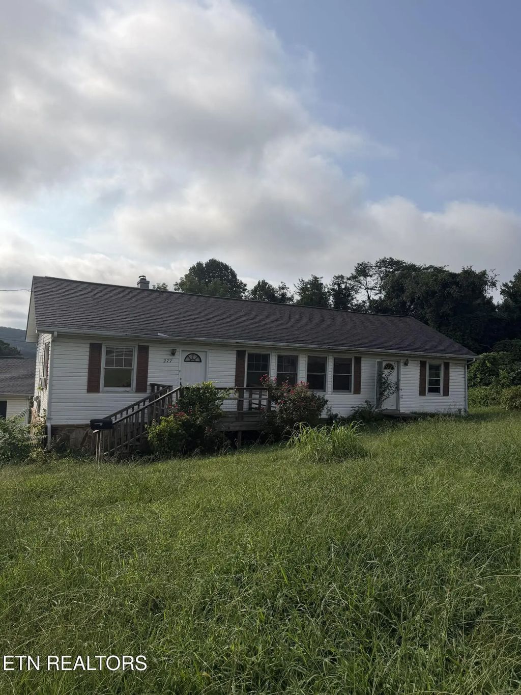 277 Jefferson Ave, Oak Ridge