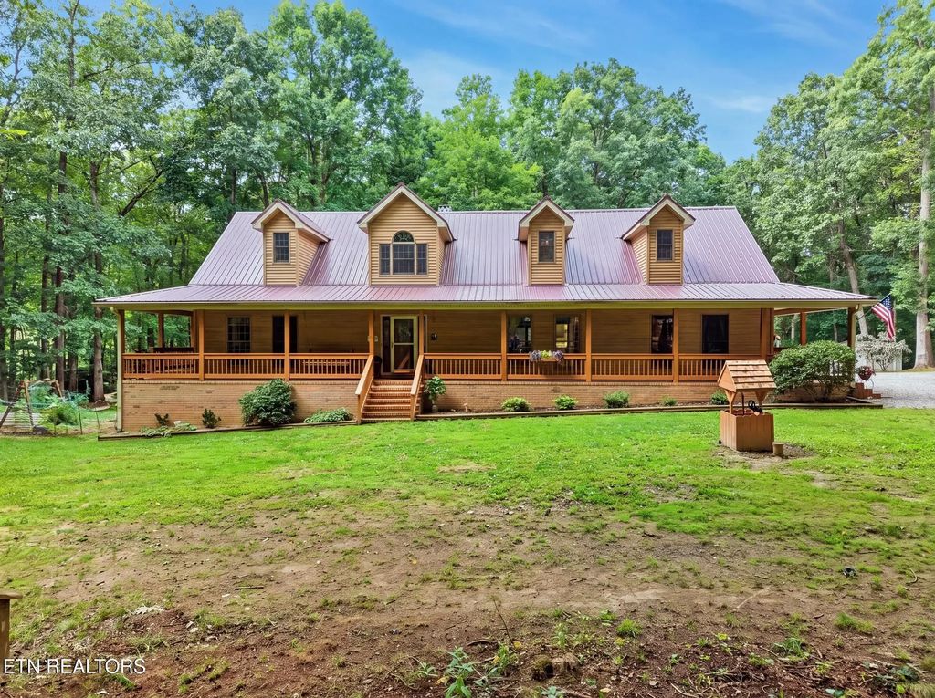 452 Cumberland Cove Rd, Monterey