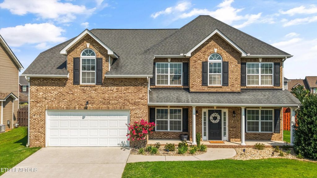 410 Frostview Lane, Maryville