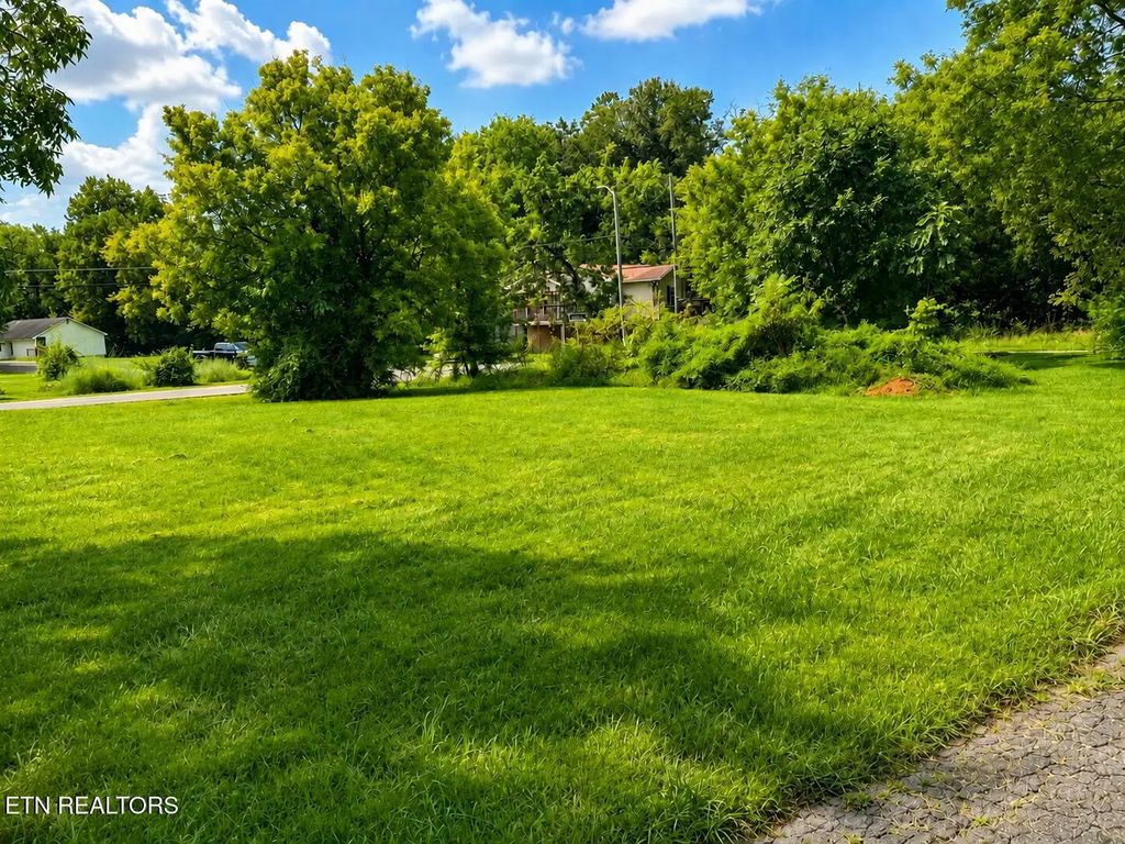 3821 Dance Ave, Knoxville