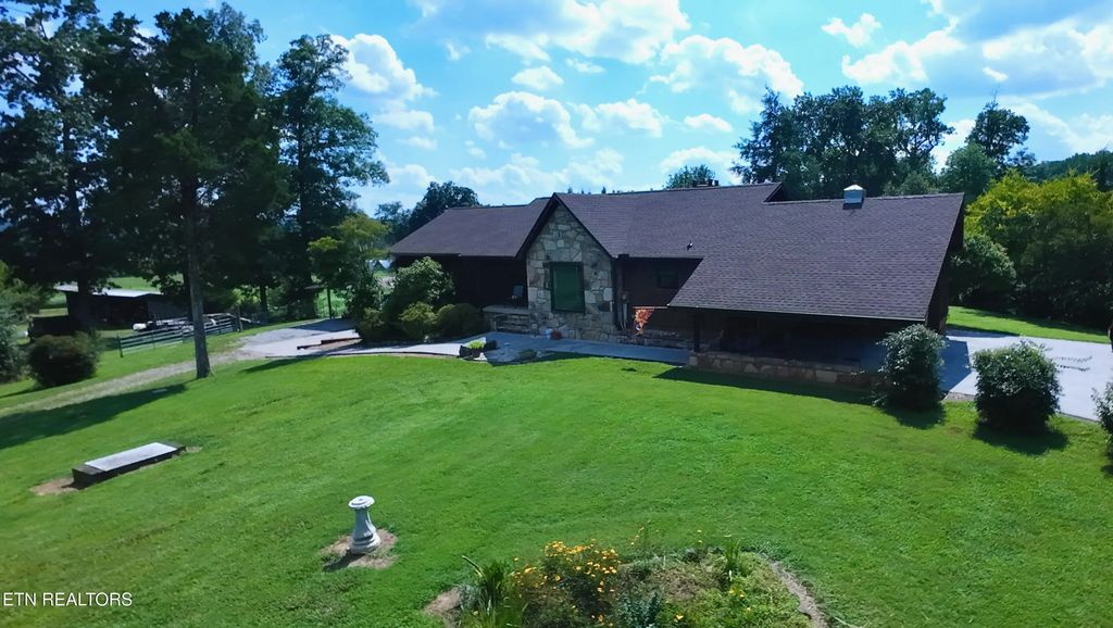 429 Henry Lane, Greenback