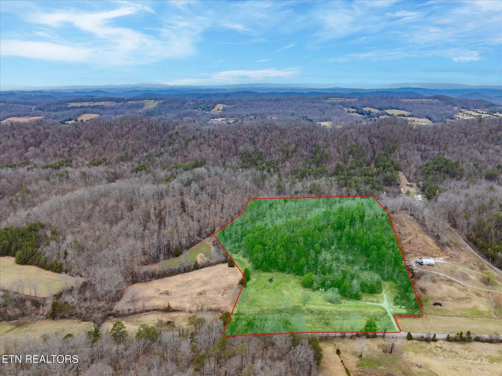 562 Hinds Creek Rd, Maynardville
