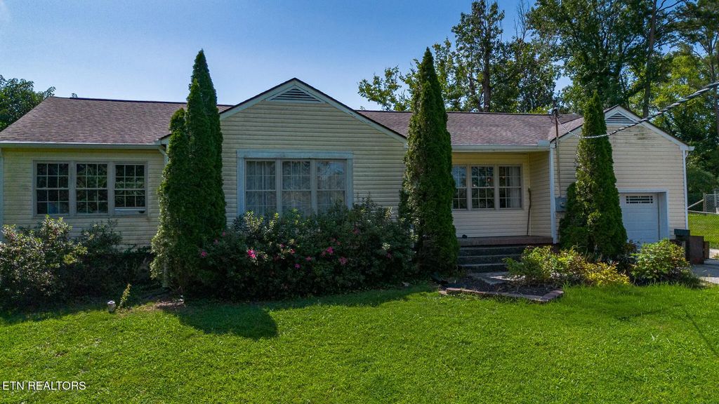 1120 Old N Kentucky St, Kingston