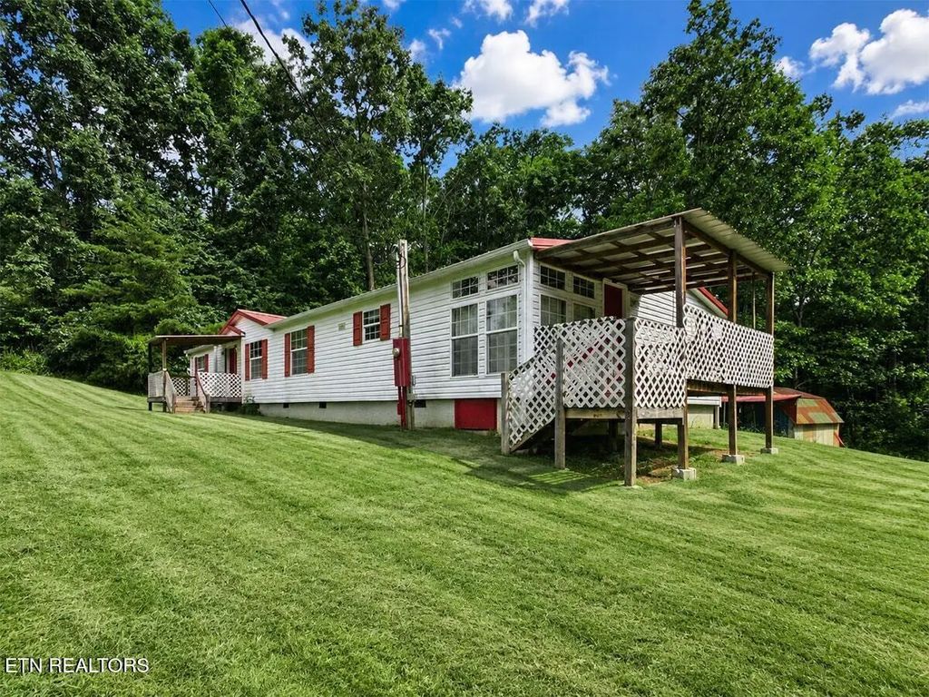 936 County Road 264, Niota
