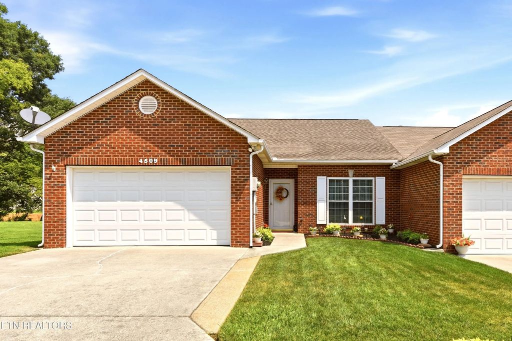 4509 Broadmeadow Way, Knoxville