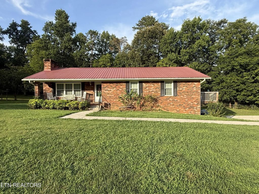 7394 Back Valley Rd, Evensville