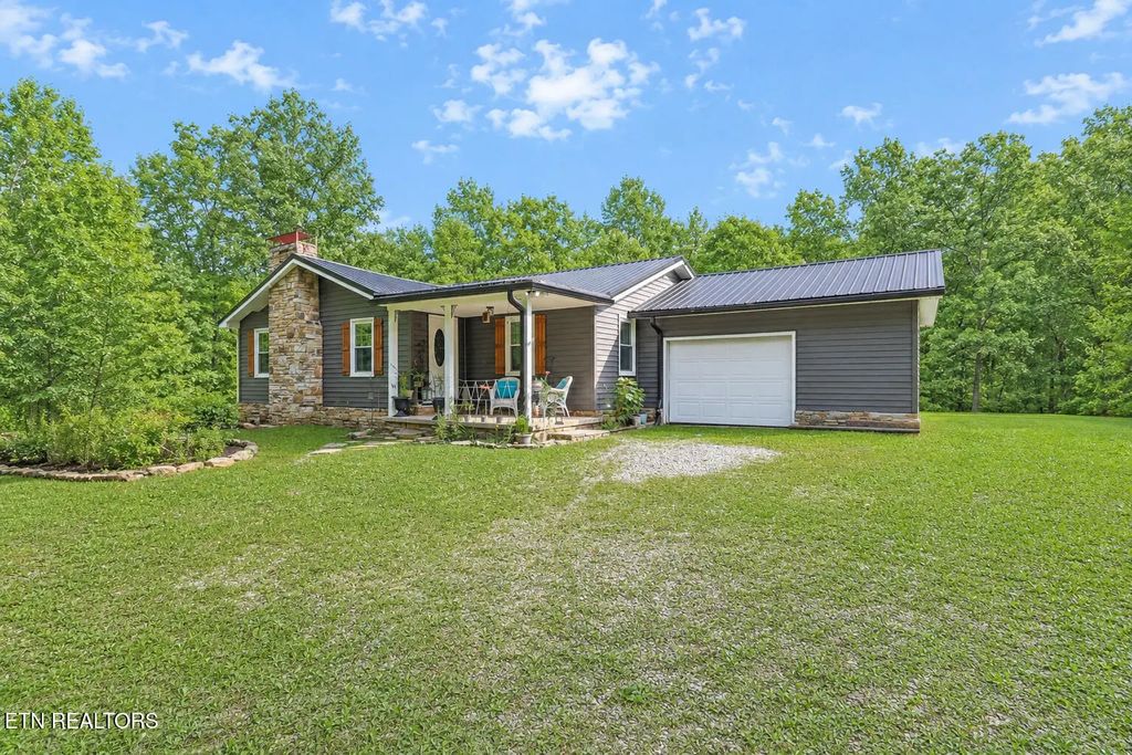 394 Thomas Springs Rd, Crossville