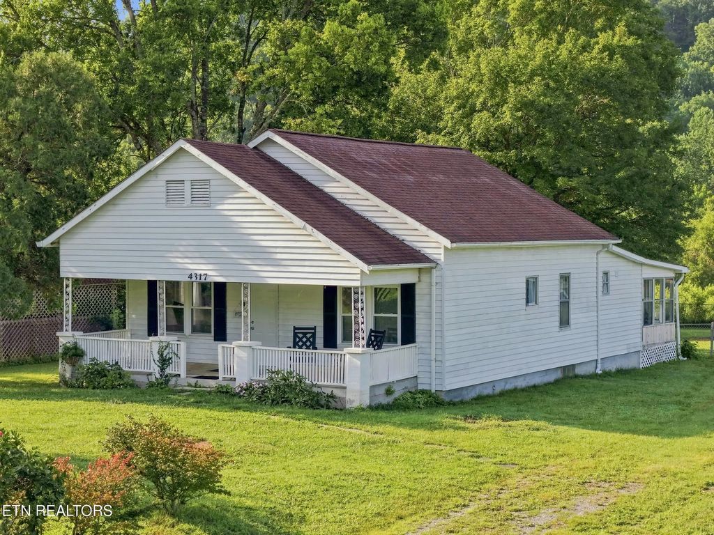 4317 Fulton Rd, Corryton