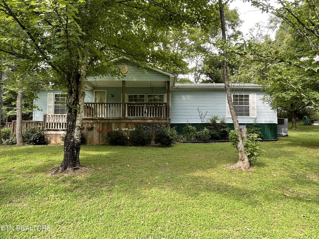 3000 Fairview Rd, Madisonville