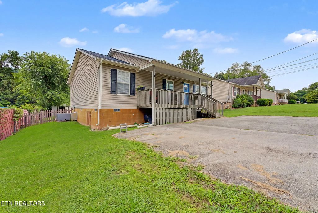 3910 Oakland Drive, Knoxville