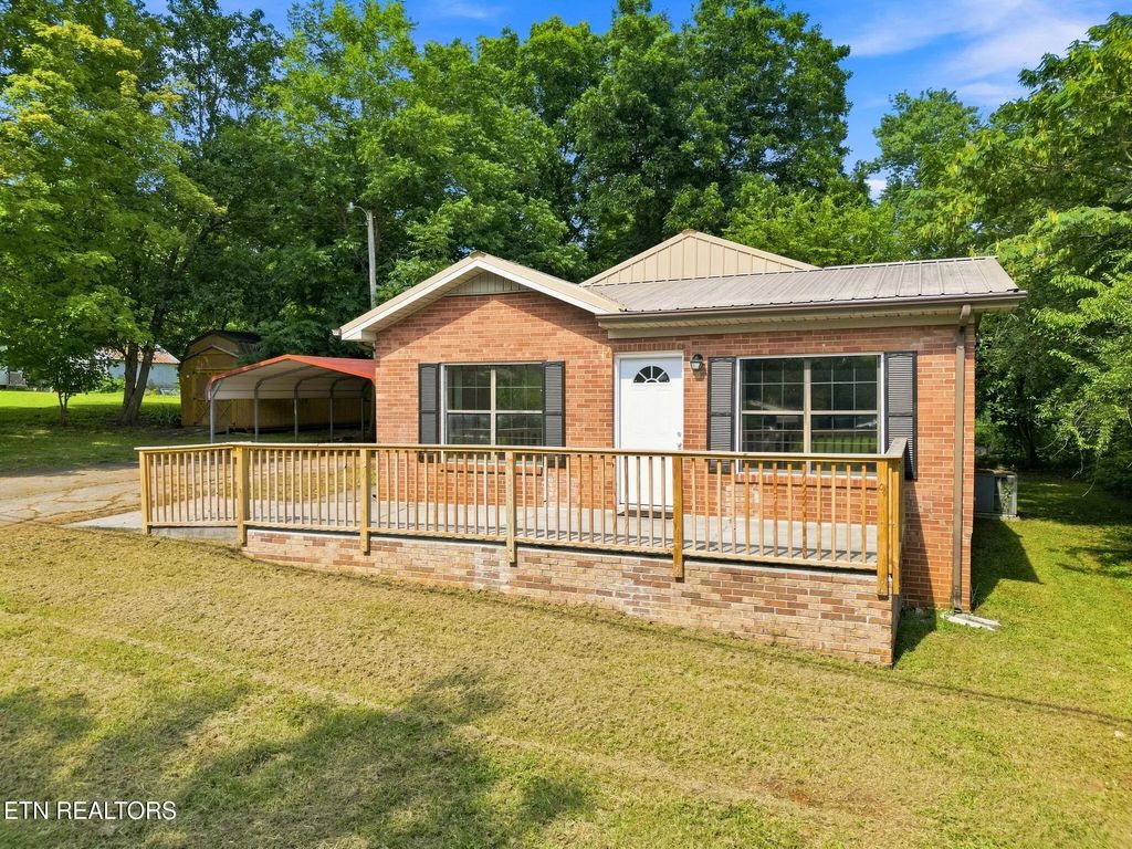 826 Columbus St, Maryville