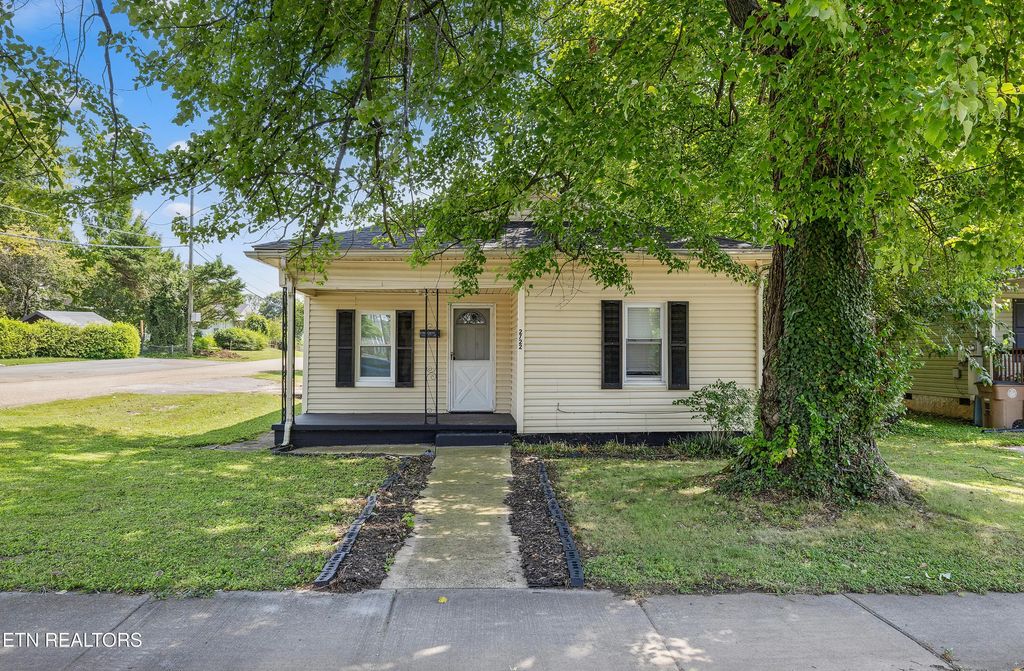 2722 Piedmont St, Knoxville