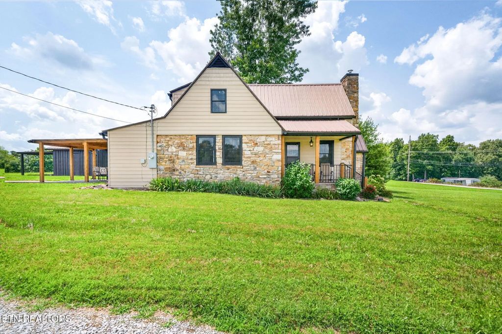 1502 Pigeon Ridge Rd, Crossville