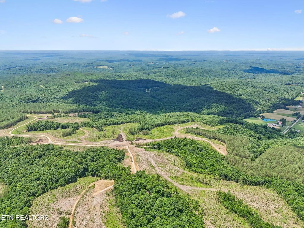 Nydeck Rd, Robbins