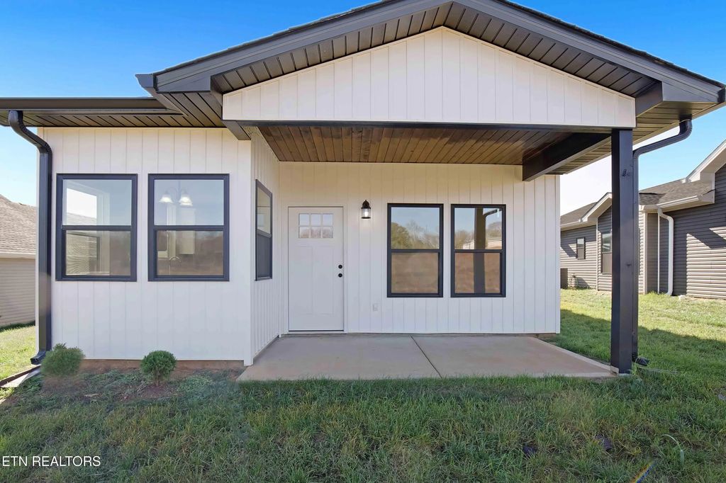 1022 Wentford Ave, Sweetwater