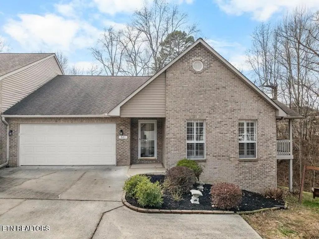 921 Mercer Drive, Maryville