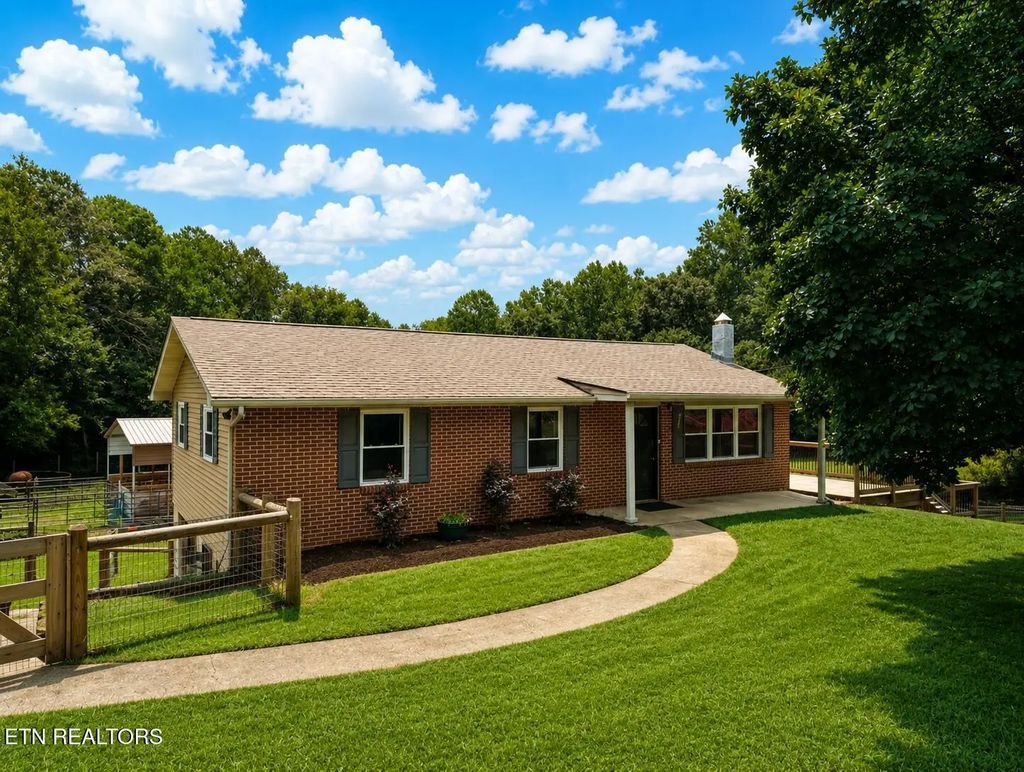 604 Bagwell Rd, Knoxville