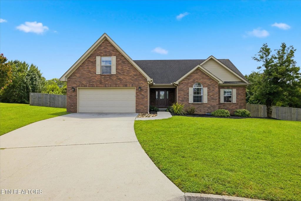 100 Stone Bluff Court, Knoxville