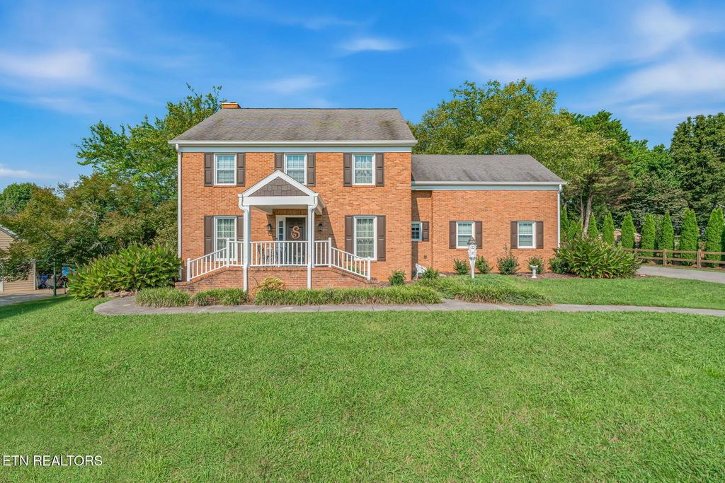 2309 Macintosh Circle, Knoxville