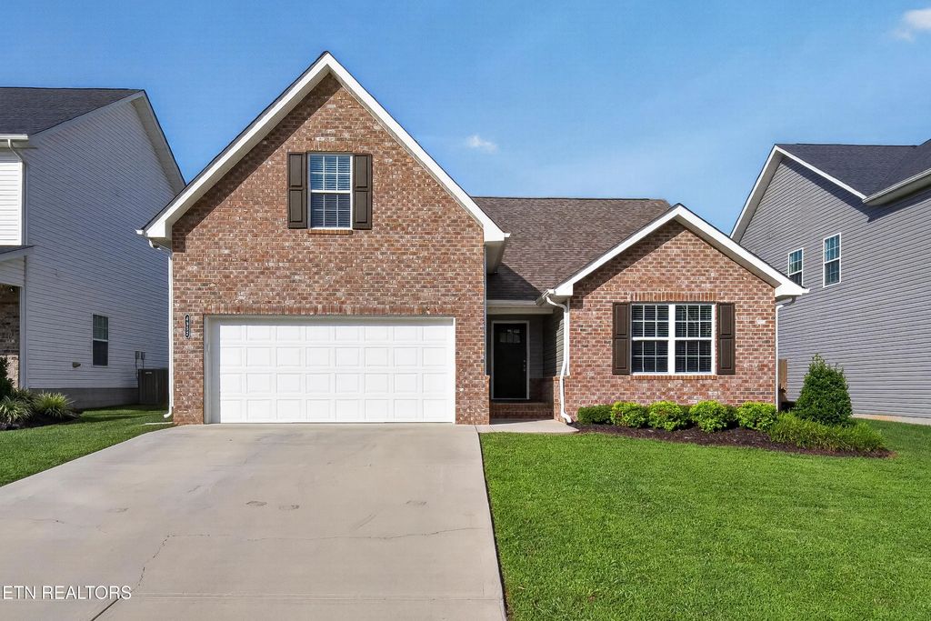 4852 Stoneyhurst Lane, Knoxville