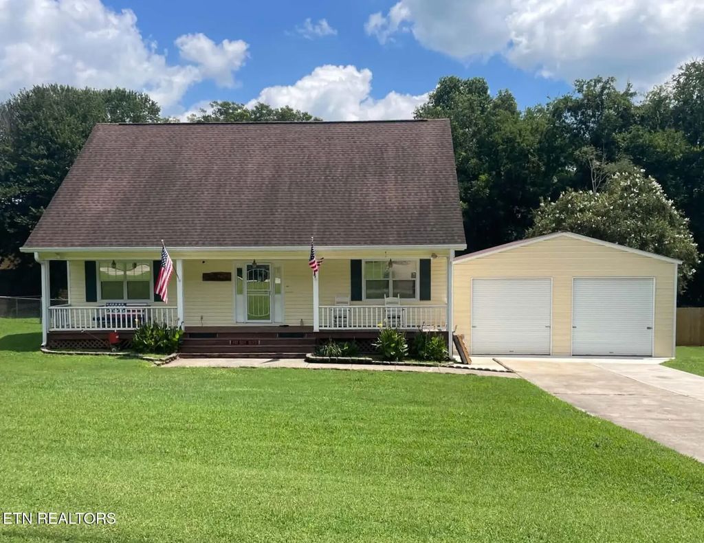 206 Heuer St, Sweetwater
