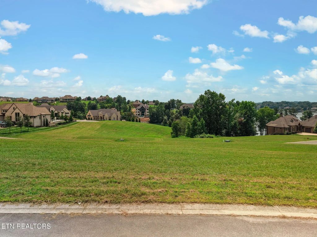 967 Castaway Lane, Lenoir City