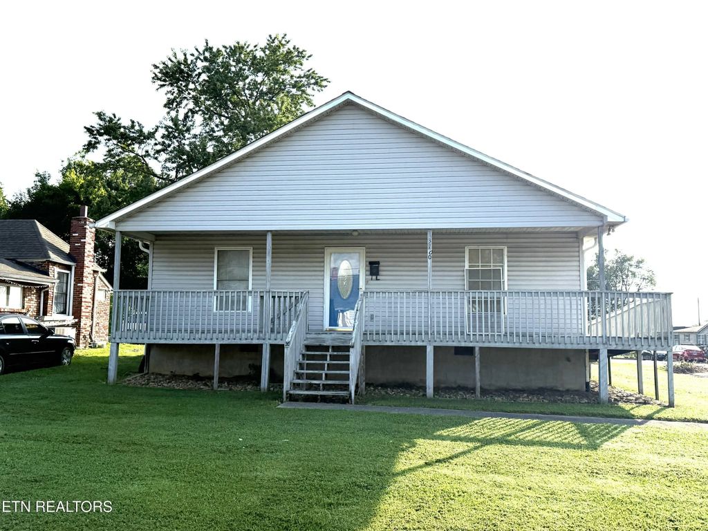 3100 Rector St, Knoxville
