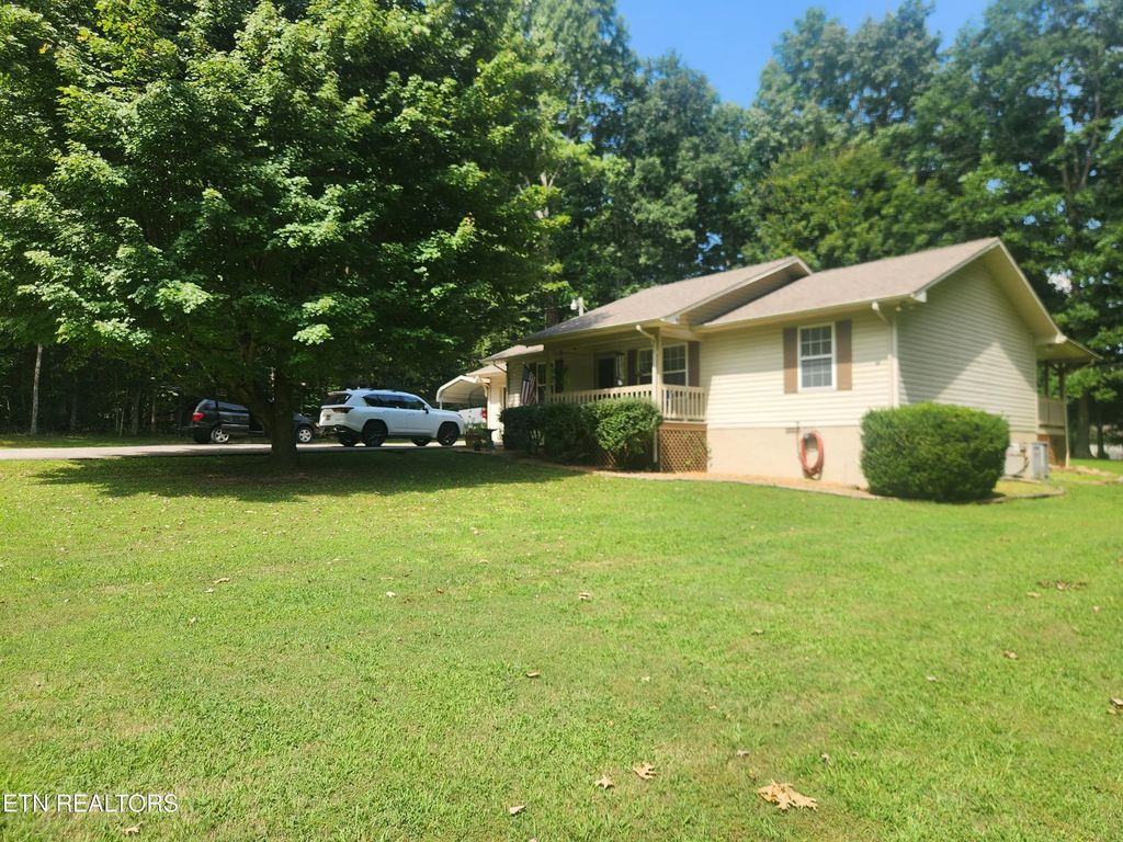 340 Birchwood Drive, Crossville
