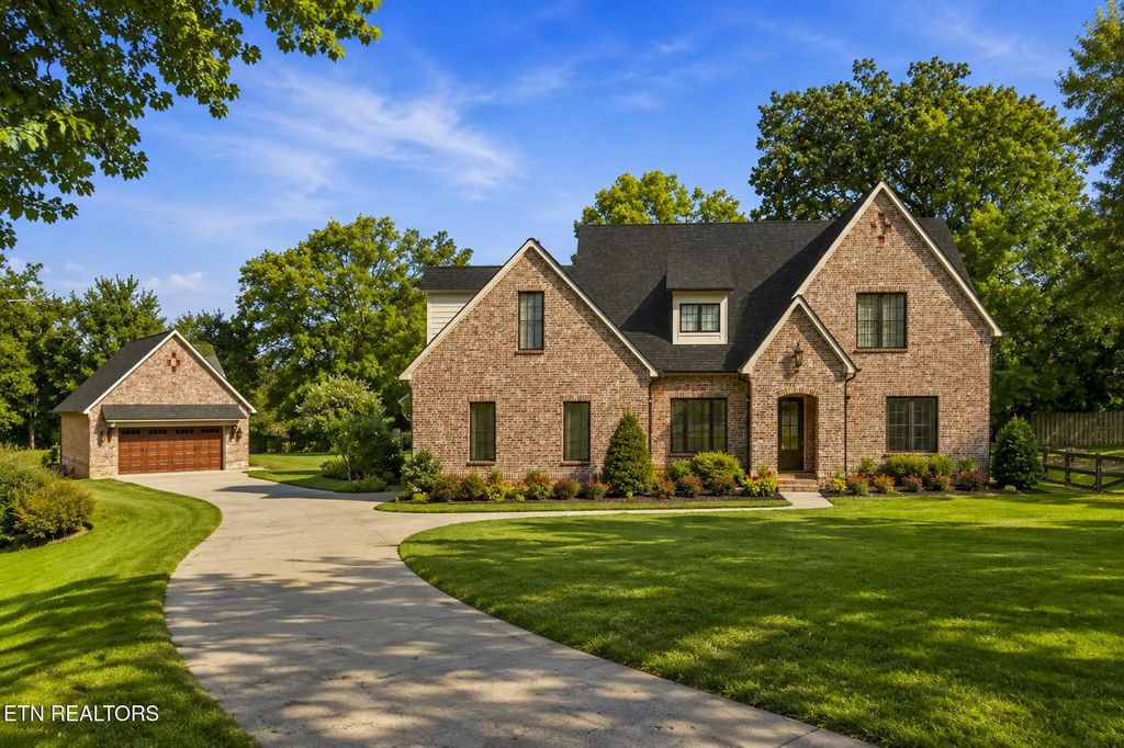 519 Broome Rd, Knoxville
