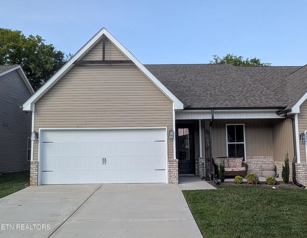183 Elise Way, Lenoir City